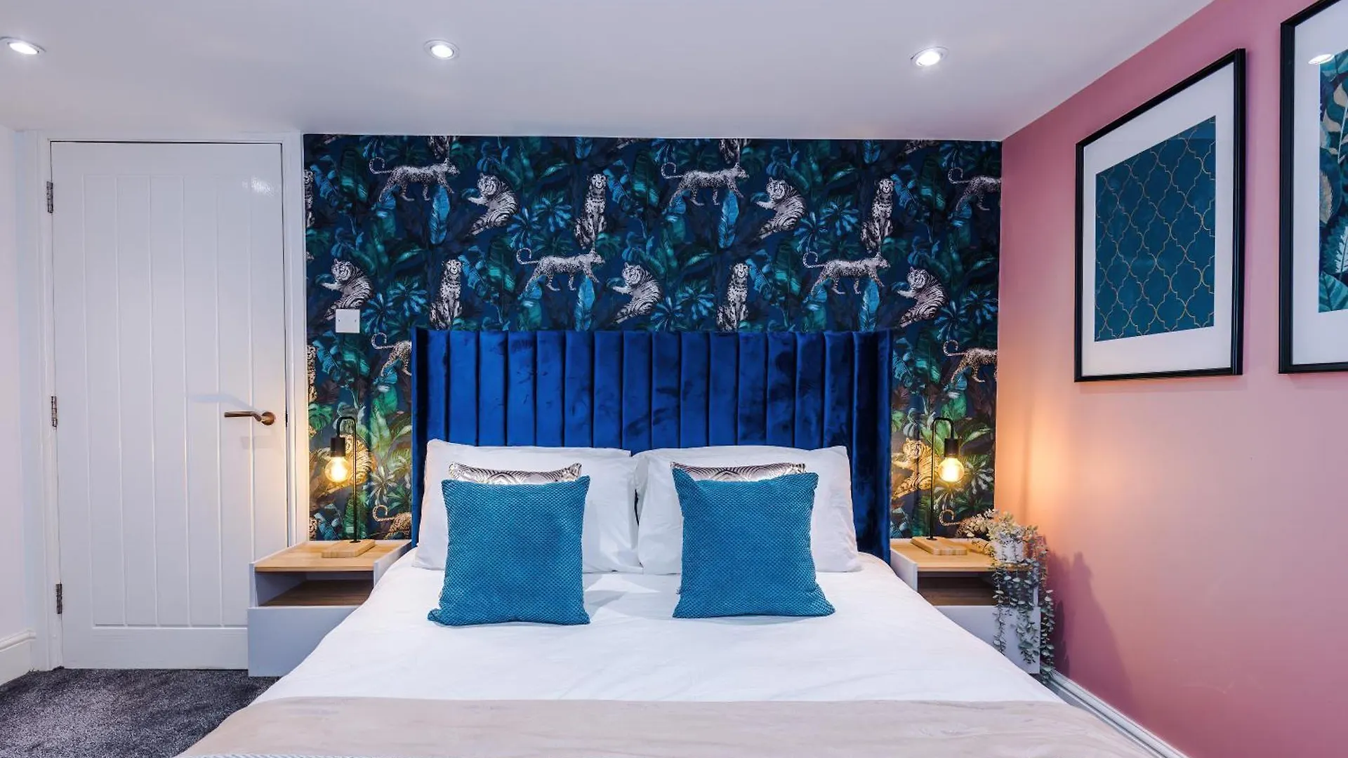 Stylish Flat 1 In Harrogate - Sleeps 8 United Kingdom
